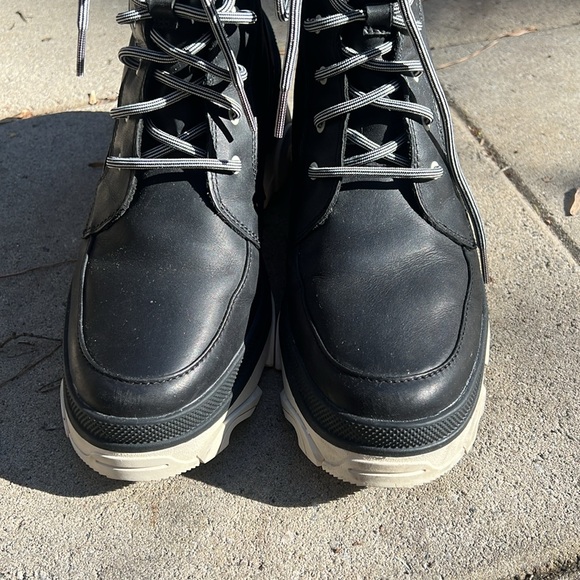 SOREL Brex Lace Boots, size 8.5 - Picture 4 of 7